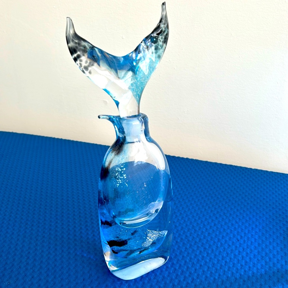 Artist signed hand blown perfume bottle with whale tail top.